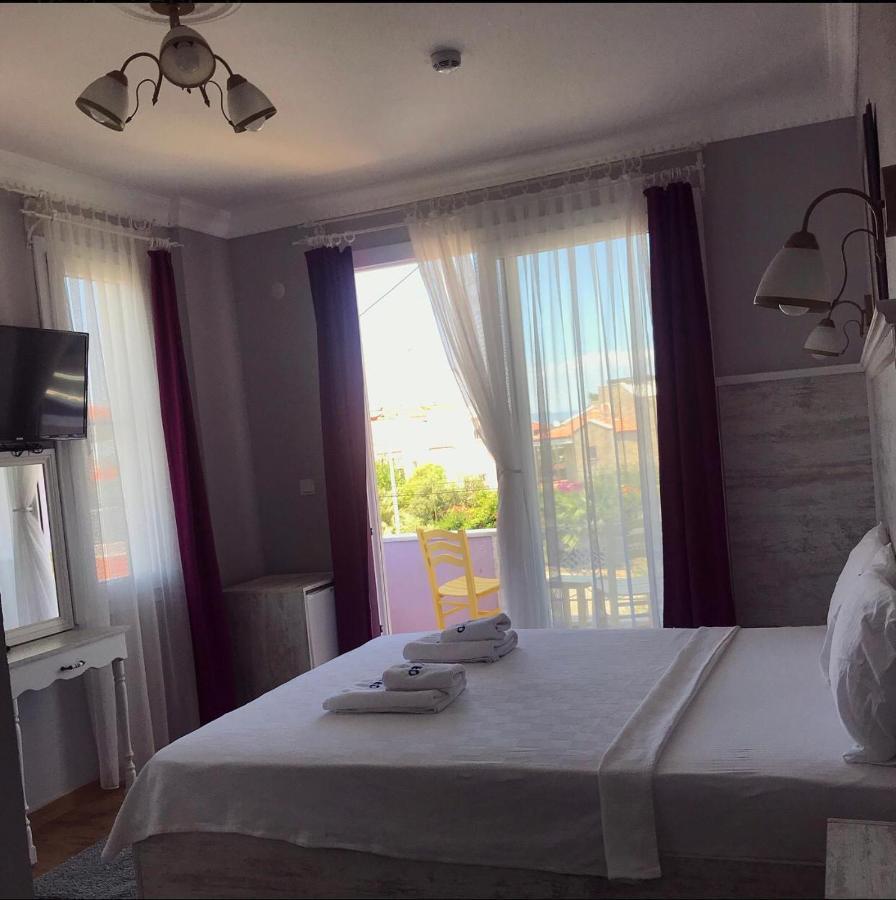 Cunda Leo Boutique Hotel & Pool Ayvalı エクステリア 写真